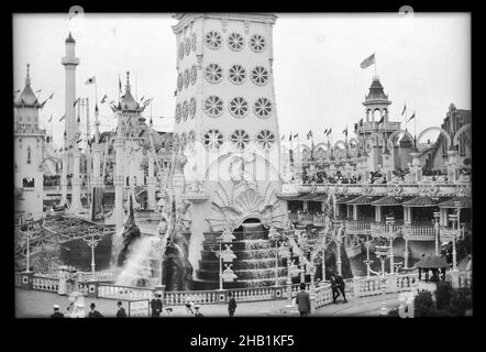 Luna Park, Eugene Wemlinger, Cellulose nitrate negative, 1908 Stock Photo