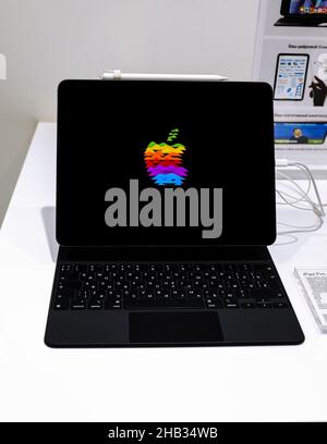 Apple iPad Pro in Apple store. Editorial illusrative photo of new Apple 12,9-inch iPad Pro (M1 chip) Stock Photo