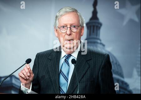 Washington DC, USA 16th Dec, 2021. Senate Minority Leader Mitch McConnell (R-KY) speaks at a press conference. Credit: SOPA Images Limited/Alamy Live News Stock Photo
