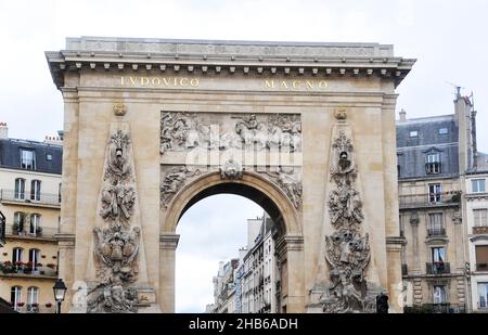 Triumphal arch built by Louis XIV an the entrance to the old city of ...