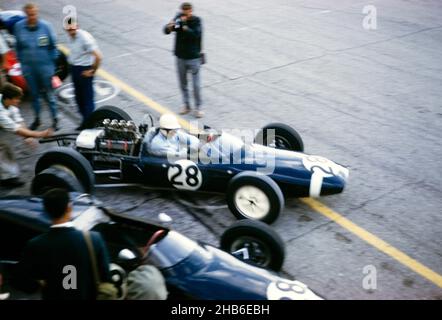 Stirling Moss Lotus-Climax Formula One motor racing Italian Grand Prix, Monza Sept 1961 Stock Photo