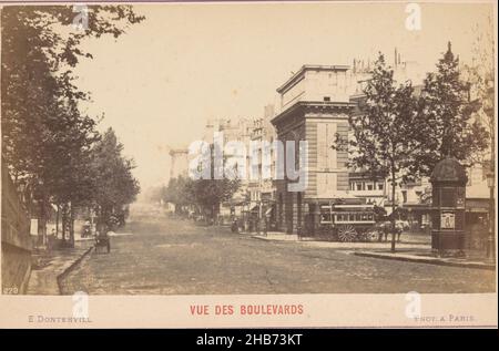 View of the Boulevard Saint-Martin and the Porte Saint-Martin in Paris, Vue des boulevards (title on object), Edouard Dontenville (mentioned on object), Boulevard Saint-Martin, c. 1865 - c. 1875, photographic support, cardboard, albumen print, height 89 mm × width 149 mm Stock Photo