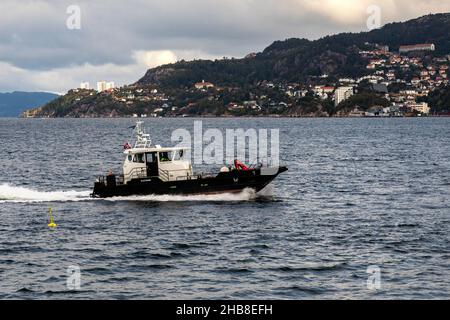 Norwegian Coastal Administration Oil pollution control vessel OV Slaatteroey (Slåtterøy) arriving in the port of Bergen, Norway. Stock Photo