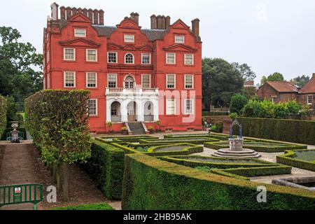 LONDON, GREAT BRITAIN - SEPTEMBER 17, 2014: This is the royal garden of the Palace of Kew in the Botanical Garden of Kew.