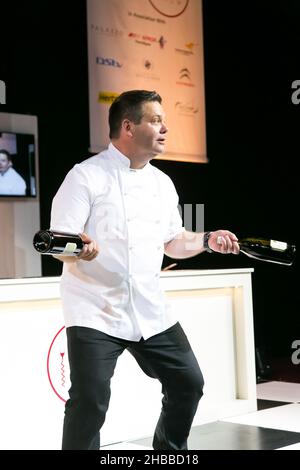 JOHANNESBURG, SOUTH AFRICA - Oct 15, 2021: The Chef doing a demonstration at a Food and Wine Expo Stock Photo