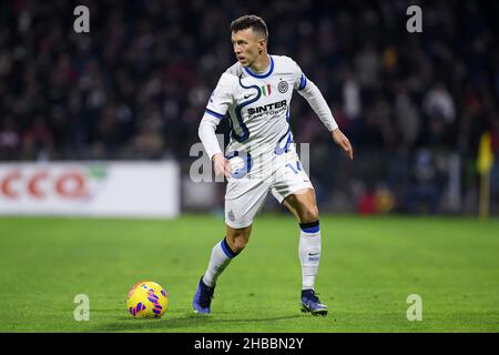 Salerno, Italy. 17th Dec, 2021. Ivan Perisic of FC Internazionale during the Serie A match between US Salernitana 1919 and Inter Milan at Stadio Arechi, Salerno, Italy on 17 December 2021. Credit: Giuseppe Maffia/Alamy Live News Stock Photo