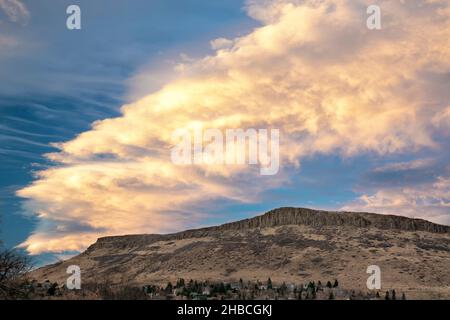 Cloud formation over North Table Mountain - Golden, Colorado USA Stock Photo