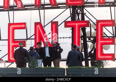 Seattle, USA. 17th Nov, 2021. Macklemore and Windser on the roof at Pike Place Market shooting a video. Stock Photo