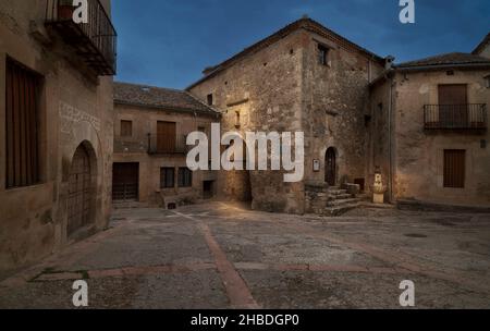 Entrance gate and village jail in the medieval city of Pedraza, Segovia province, Spain Stock Photo