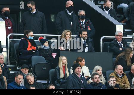 Newcastle Chairman Yasir Al-Rumayyan and Director Amanda Staveley watch the game Stock Photo