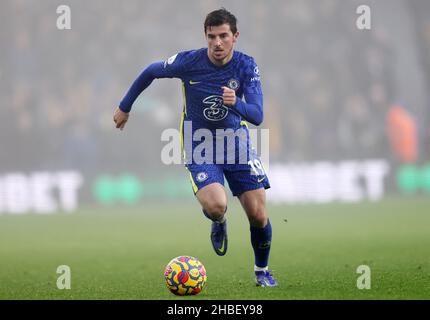 Wolverhampton, England, 19th December 2021.  Mason Mount of Chelsea during the Premier League match at Molineux, Wolverhampton. Picture credit should read: Darren Staples / Sportimage Stock Photo