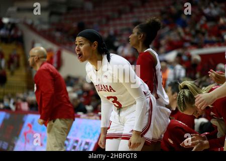 BLOOMINGTON, UNITED STATES - 2021/12/19: Indiana Hoosiers forward Kiandra Browne (23) cheers for her teammates against Western Michigan University during an NCAA women's basketball game on December 19, 2021 at Assembly Hall in Bloomington, Ind. IU beat Western Michigan 67-57. Stock Photo