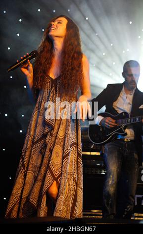 Joss Stone performs at the Global Angel Awards at the Park Plaza Hotel in London Stock Photo