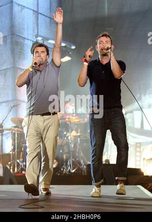 Damon Albarn of Blur on stage with Phil Daniels during Park Life at the BT London Live Closing Ceremony celebrating the end of the Olympic Games, Hyde Park in Central London. Stock Photo