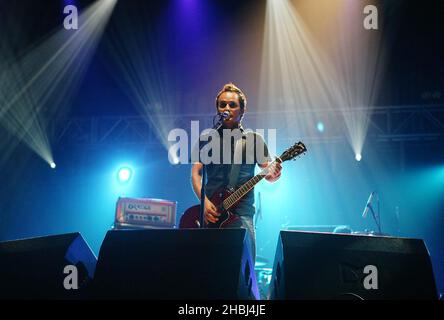 Myslovitz from Poland perform live on stage at the MTV Press Launch for Road to Edinburgh at the Royal Festival Hall London. Stock Photo