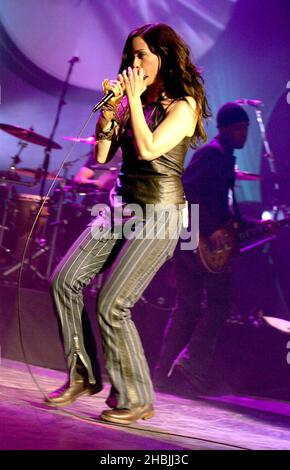 US singer/songwriter Alanis Morissette plays her first UK live date since 2001 at Carling Academy Brixton Stock Photo