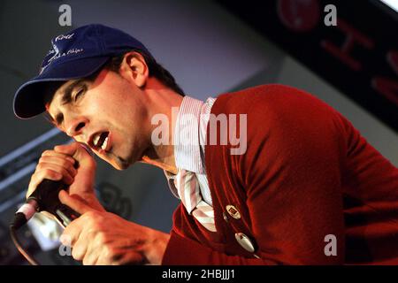 Maximo Park perform live and sign copies of their debut album 'A Certain Trigger', at HMV Oxford Street, 2005 in London. Paul Smith Stock Photo