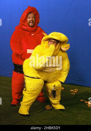 Filming for the Friday Night Project (TX: Friday 1 June 2007, Channel 4 @ 2305) with (left-right) Justin Lee Collins & Alan Carr, Wednesday 30 May 2007. Stock Photo