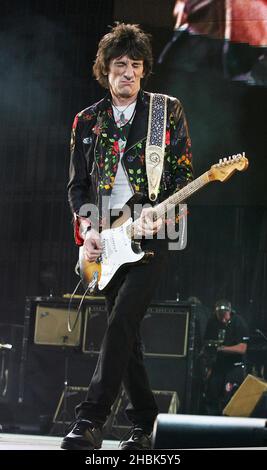 Mick Jagger of the Rolling Stones performs at the 2007 Isle of Wight Festival, Newport. Stock Photo