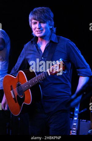 7 Worlds Collide featuring Neil Finn, Ed O'Brien and Phil Selway of Radiohead and Glenn Kotche and John Stirratt of Wilco perform live on stage at Dingwalls in Camden, London. Stock Photo