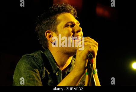 Roy Stride of Scouting for Girls performs at the Hard Rock Cafe, London Stock Photo