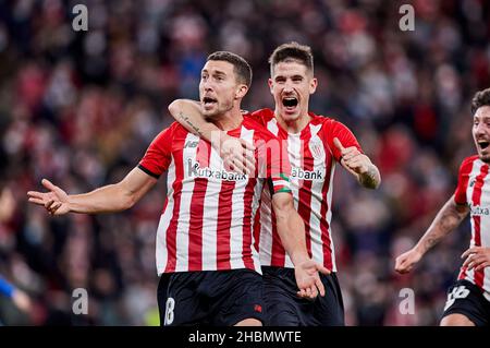 Oscar De Marcos of Athletic Club celebrates his goal with his teammates during the Spanish championship La Liga football match between Athletic Club and Real Betis Balompie on December 19, 2021 at San Mames stadium in Bilbao, Spain - Photo: Inigo Larreina/DPPI/LiveMedia Stock Photo