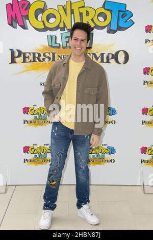 Rome, Italy. 20th Dec, 2021. Luigi Calagna attends at the photocall of the movie Me contro Te Persi nel tempo at the Le Meridien Visconti Hotel. (Photo by Mario Cartelli/SOPA Images/Sipa USA) Credit: Sipa USA/Alamy Live News Stock Photo