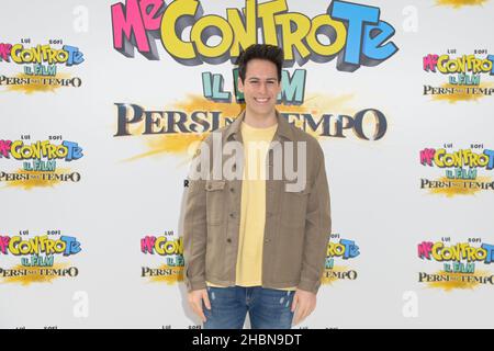 Rome, Italy. 20th Dec, 2021. Luigi Calagna attends at the photocall of the movie Me contro Te Persi nel tempo at the Le Meridien Visconti Hotel. Credit: SOPA Images Limited/Alamy Live News Stock Photo