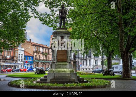 The statue of Pedro Menendez de Aviles Spanish explorer and conquistador founder of St Augustine the first spanish settlement in Parque del Muelle, Av Stock Photo