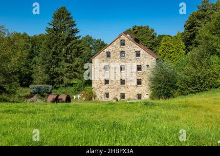 Deutschland, Wuelfrath, Wuelfrath-Aprath, Bergisches Land, Niederbergisches Land, Niederberg, Rheinland, Nordrhein-Westfalen, NRW, Aprather Muehle im Stock Photo