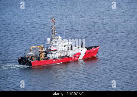 CCGS G. Peddle S.C. a Hero-class patrol vessel from Canadian Coast Guard  in harbour, seen from above.  Halifax, Canada. Stock Photo