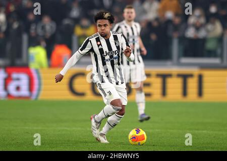 Turin, Italy, 21st December 2021. Weston McKennie of Juventus during the Serie A match at Allianz Stadium, Turin. Picture credit should read: Jonathan Moscrop / Sportimage Stock Photo