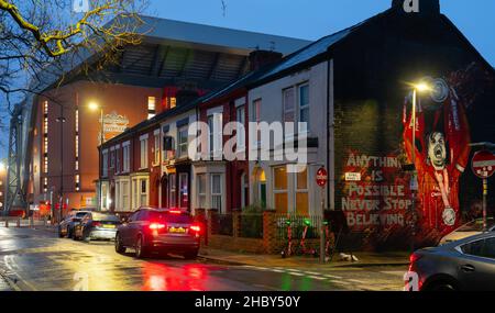 The Jordan Henderson Mural on the Gable end of a house in Anfield Road, near Liverpool's Football Ground. Image taken in December 2021. Stock Photo