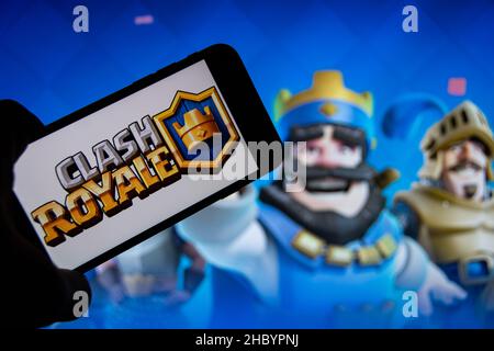 Rheinbach, Germany  4 November 2021,  The brand logo of the popular smartphone online game 'Clash Royale' on the display of a smartphone Stock Photo