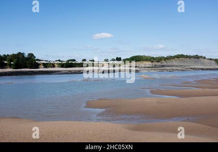 Low Tide Sand Spit off St Marys Well Bay Lavernock Penarth South Wales Stock Photo