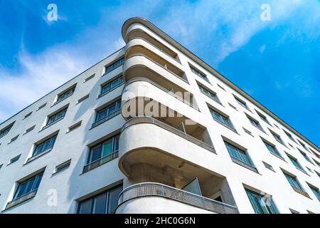 Wohnhaus von Hans Scharoun im Stil des Neuen Bauens am Hohenzollerndamm, Berlin Stock Photo