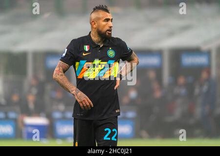 Arturo Vidal #22 of Inter Milan takes his top off after the final white  Stock Photo - Alamy