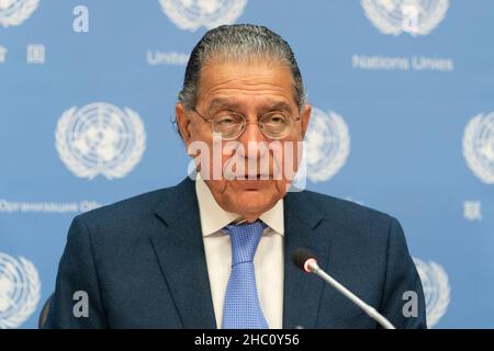 New York, NY - December 22, 2021: Press briefing by Ambassador Munir Akram, Permanent Representative of Pakistan to the United Nations at UN Headquarters Stock Photo