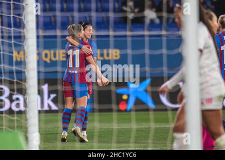 December 22, 2021, Barcelona, Catalonia, Spain: Alexia Putellas (L) and Jenni Hermoso (C) of FC Barcelona celebrate a goal during the Primera Iberdrola match between FC Barcelona Femeni and Madrid CFF at Johan Cruyff Stadium..Final score; FC Barcelona Femeni 7:0 Madrid CFF (Credit Image: © Thiago Prudencio/DAX via ZUMA Press Wire) Stock Photo