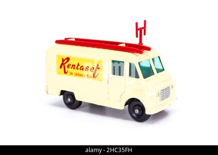 ミニカー Matchbox No 62 TV SERVICE VAN Matchbox Restoration Lesney No 62 TV Service Van - YouTube