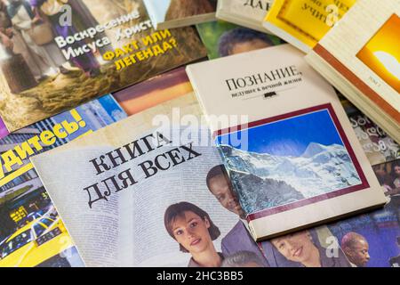 Russia - December 2020: Religious literature of Jehovah's Witnesses (organization banned in Russia). Publications of the early 2000s in Russian Stock Photo