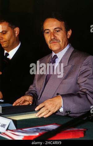 Archives 90ies: Henri Nallet, French Keeper of the Seals, attends National Congress of French National Magistrates Union, Lyon, France, 1990 Stock Photo