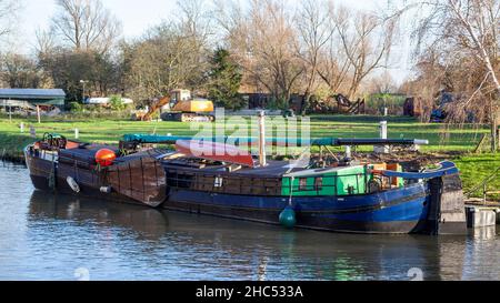 ELY, CAMBRIDGESHIRE, UK - NOVEMBER 23 : Old Thames Barge moored on the River Great Ouse at Ely on November 23, 2012 Stock Photo