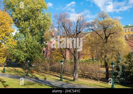 View of the Aleksandrovsky Garden on an autumn day- a park in the Tverskoy district of Moscow, located along the western Kremlin wall, stretching from Stock Photo