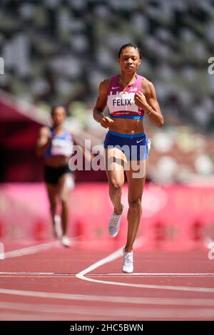 Allyson Felix participating in the semi-final of the 400 meters of the Tokyo 2020 Olympic Games. Stock Photo