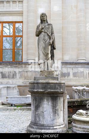 Female statue in the courtyard of the Archaeology Museum in Istanbul, Turkey. Stock Photo