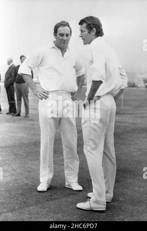 File photo dated 29-08-1973 of Leicester cricket captain Ray Illingworth (left) with Mike Denness. Former cricketer Ray Illingworth has died at the age of 89, Yorkshire have announced. Illingworth, who led England to a Test series victory over Australia Down Under in 1970-71, had been undergoing radiotherapy for esophageal cancer. Issue date: Saturday December 25, 2021. Stock Photo