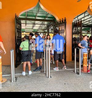 Tampa, FL USA - November 11, 2021:  The lines of people at the entrance to Busch Gardens in Tampa, Florida. Stock Photo