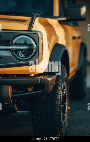 Yellow Ford Bronco Badlands SUV in the USA Stock Photo