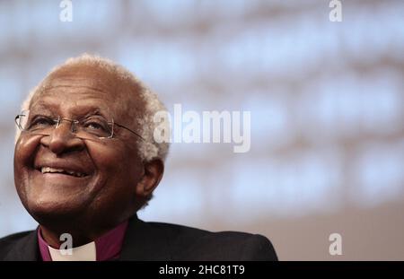 File photo dated 06/09/08 of Archbishop Desmond Tutu speaking at Aid agency Tearfund's Who Is My Neighbour conference at Jesus House in Brent Cross, London. Desmond Tutu, the Nobel Peace Prize-winning activist for racial justice and LGBT rights, has died aged 90. He had been treated in hospital several times since 2015, after being diagnosed with prostate cancer in 1997. Issue date: Sunday December 26, 2021. Stock Photo